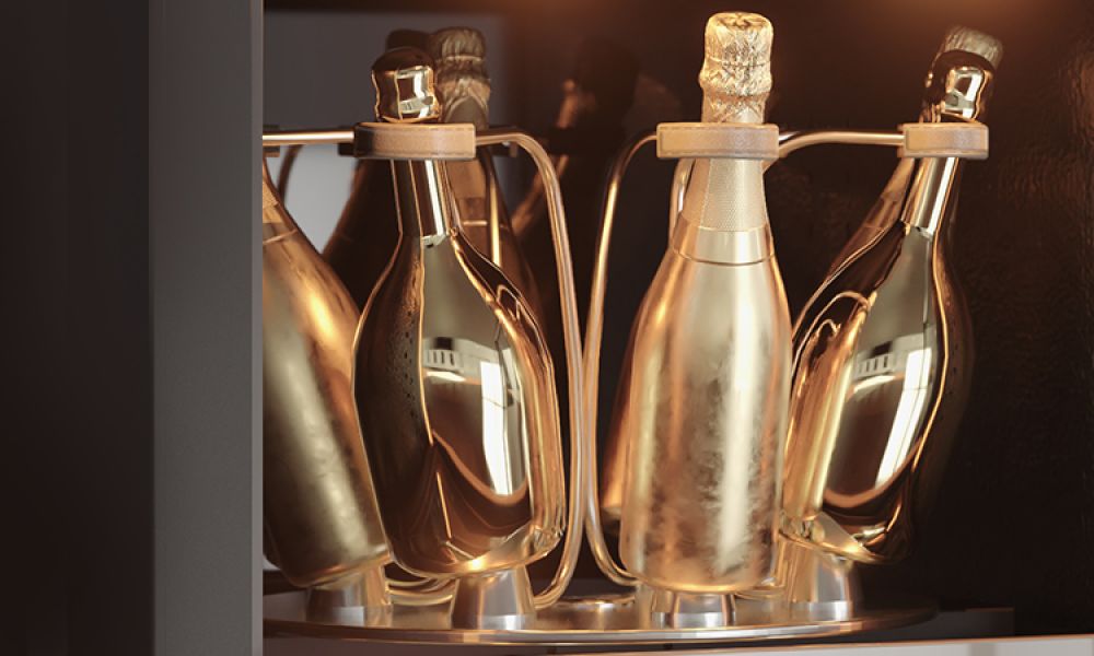 Der Champagner-Klimaschrank, ein Symbol der französischen Lebensart par excellence, ist ausschließlich dem feinen Perlwein gewidmet.