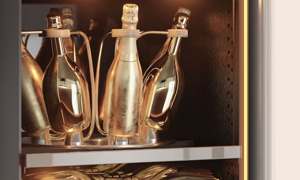 Symbole pétillant de l'art de vivre à la française, la cave à champagne est exclusivement dédiée aux fines bulles.