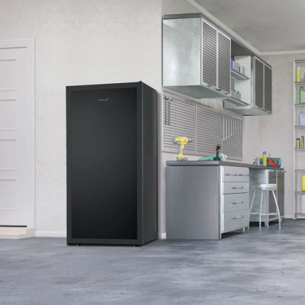 Wine cellar installed in a garage or scullery  