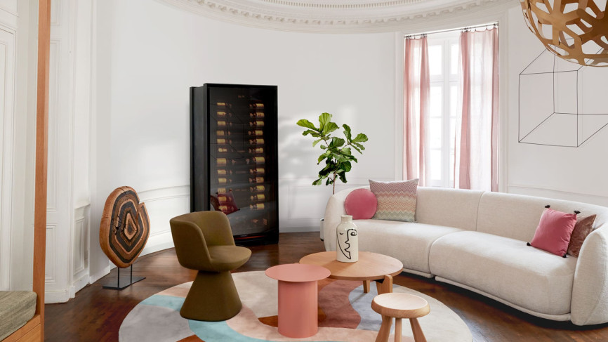 Royale wine cellar, the best wine aging cellar with autonomous humidity and temperature regulation.